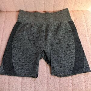 PINK Victoria's Secret Gray Seamless Bike Shorts